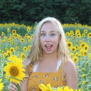 Meet your Posher, Anna